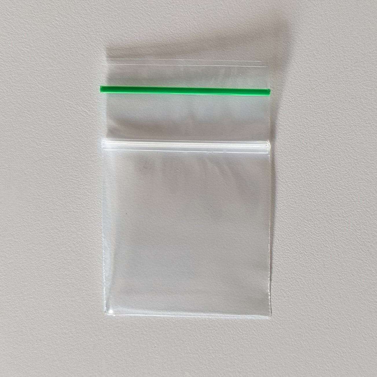 100 Pcs Plastic Zipper Bags, Clear Poly Bag, Resealable Zip Lock